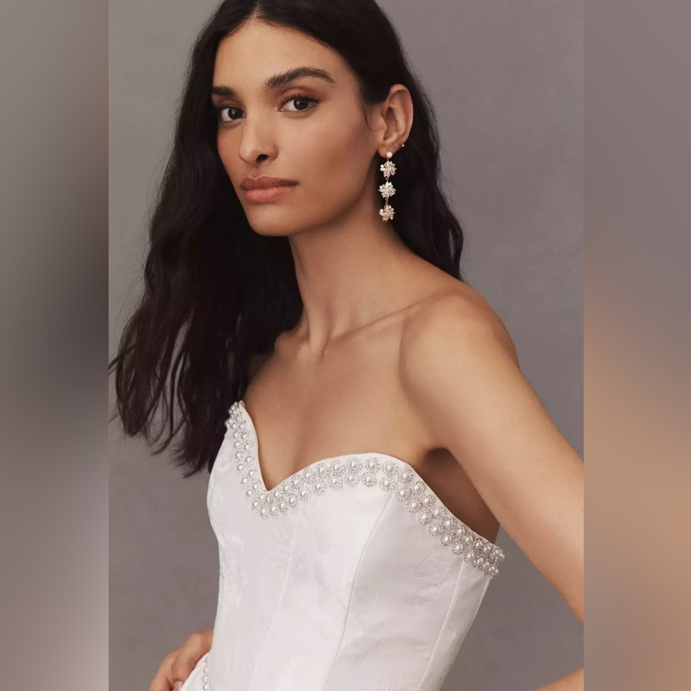 V. Chapman Strapless White Dress - Picture 5 of 15